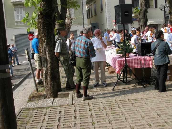 DSCN1316.JPG - Via Francigena 04-05-2003